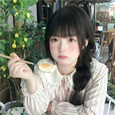 蒙娜丽莎与血月